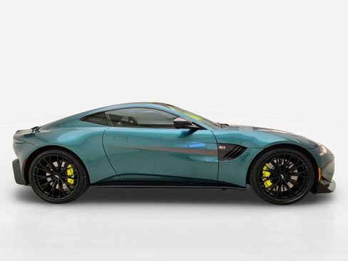 Used 2023 Aston Martin V8 Vantage Coupe RWD image 6