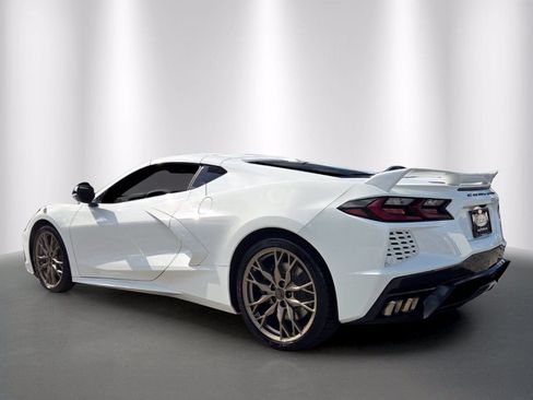 Used 2024 Chevrolet Corvette Stingray Premium Cpe w/ Z51 Performance Package RWD image 5