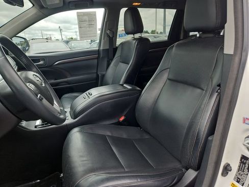 Used 2016 Toyota Highlander Limited AWD/4WD image 20