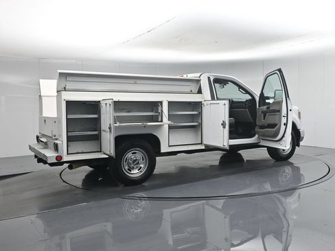 Used 2019 Ford F250 XL w/ XL Value Package RWD image 5