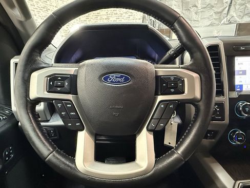 Used 2020 Ford F250 Lariat w/ Lariat Value Package image 15