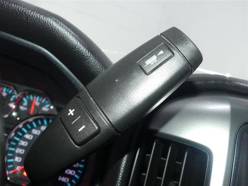 Used 2019 Chevrolet Silverado 1500 LT w/ All Star Edition image 33