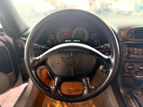 Used 1998 Chevrolet Corvette Coupe image 34