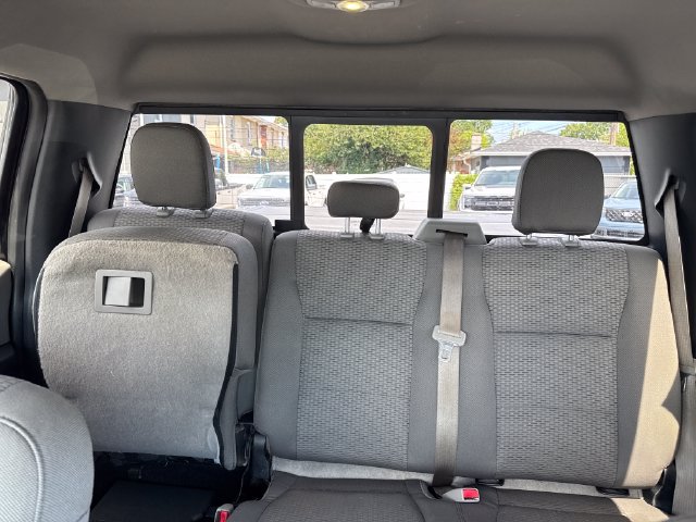 Used 2015 Ford F150 XLT w/ Equipment Group 302A Luxury AWD/4WD image 33