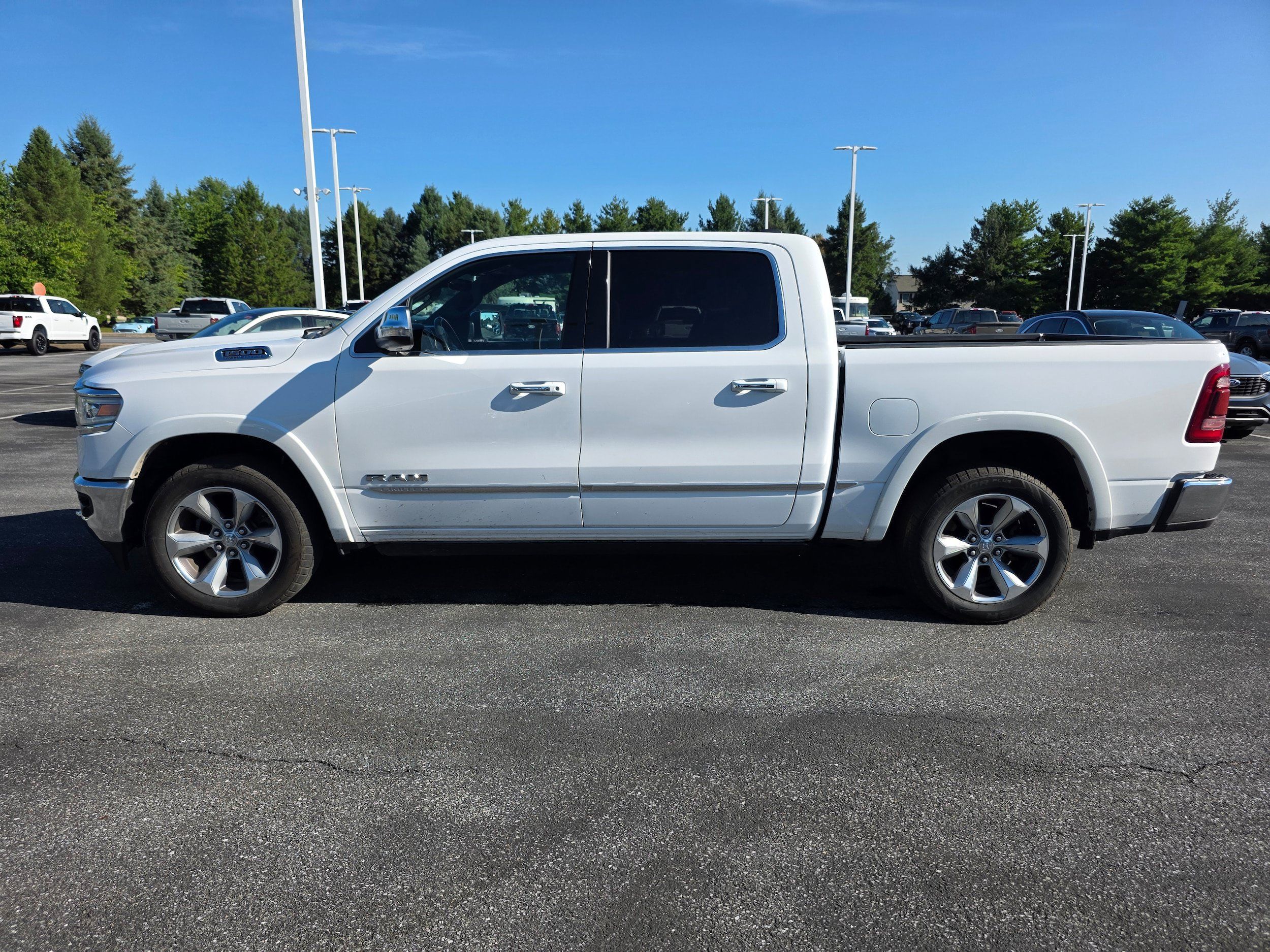 Used 2021 RAM 1500 Limited AWD/4WD image 2