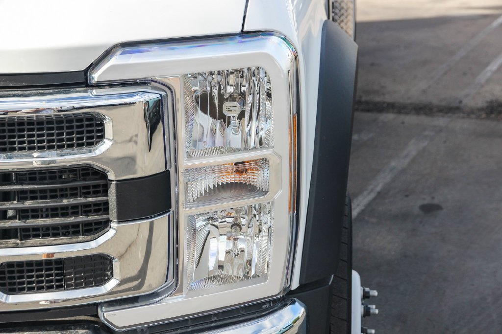 New 2026 Ford F550 4x4 Crew Cab Super Duty image 9