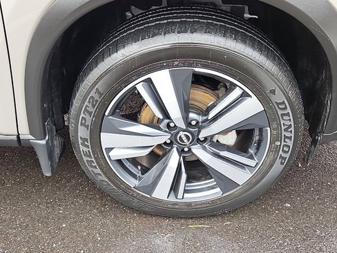 Certified 2023 Nissan Rogue Platinum w/ Platinum Premium Package image 8