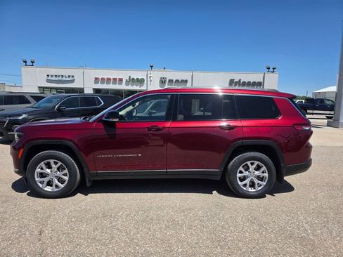 Used 2022 Jeep Grand Cherokee L Limited AWD/4WD image 8