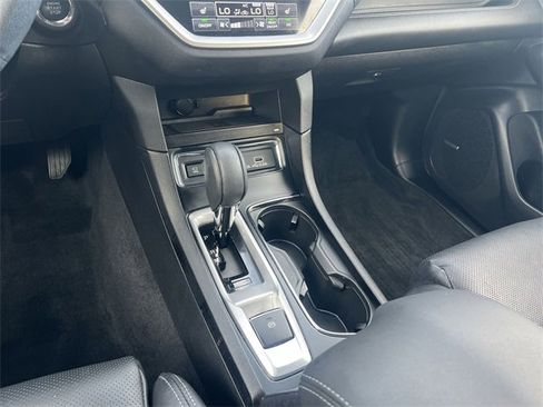 Used 2023 Subaru Ascent Limited w/ Technology Package image 17