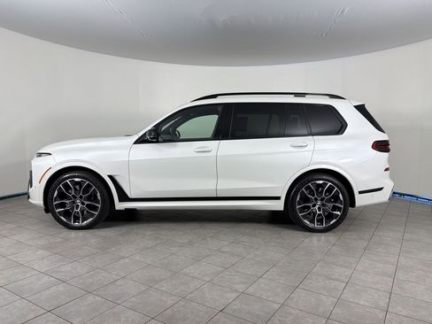 Certified 2025 BMW X7 M60i AWD/4WD image 2
