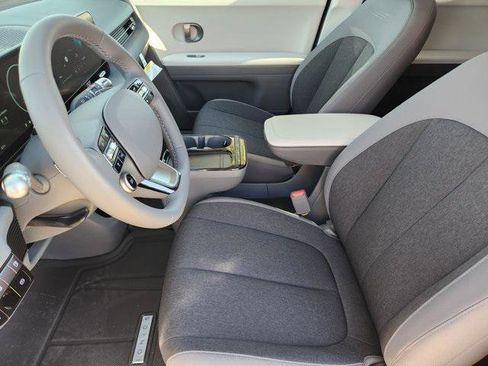 New 2026 Hyundai Ioniq 5 SE image 8
