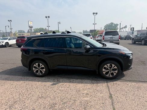 Used 2021 Nissan Rogue SV AWD/4WD image 8