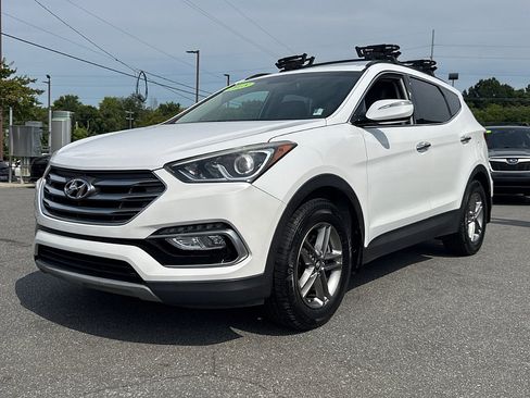Used 2018 Hyundai Santa Fe Sport FWD image 1