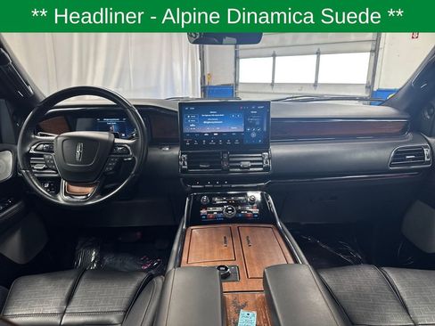 Used 2023 Lincoln Navigator Black Label AWD/4WD image 12