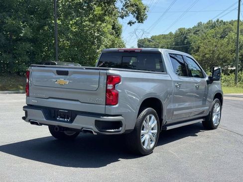 Used 2024 Chevrolet Silverado 1500 High Country w/ High Country Premium Package AWD/4WD image 23