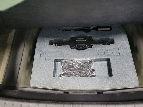 Used 2024 Nissan Altima 2.5 SV image 13