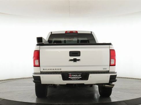 Used 2018 Chevrolet Silverado 1500 LTZ Z71 w/ LTZ Plus Package AWD/4WD image 11