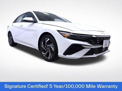 Used 2024 Hyundai Elantra SEL w/ Convenience Package image 1