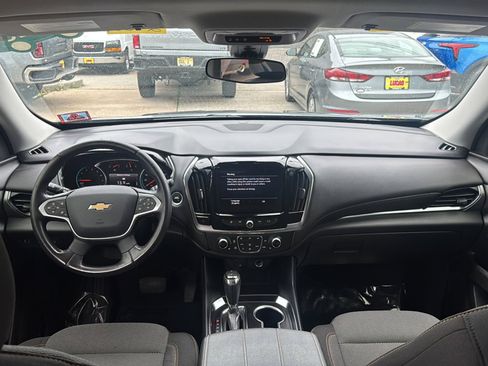 Used 2020 Chevrolet Traverse LT w/ Driver Confidence II Package AWD/4WD image 29