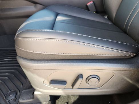 New 2026 Kia Sorento EX image 17