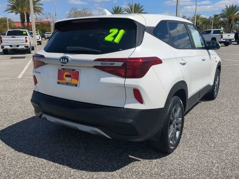 Used 2021 Kia Seltos LX image 4