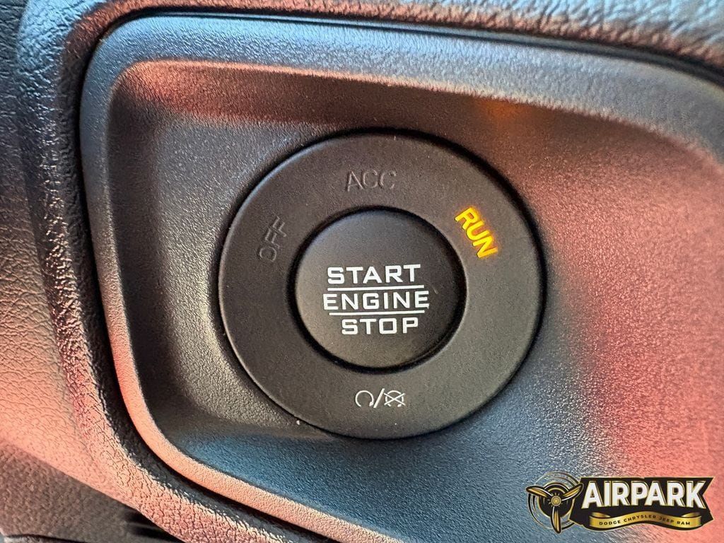 Certified 2026 Jeep Wrangler Unlimited Sport AWD/4WD image 19