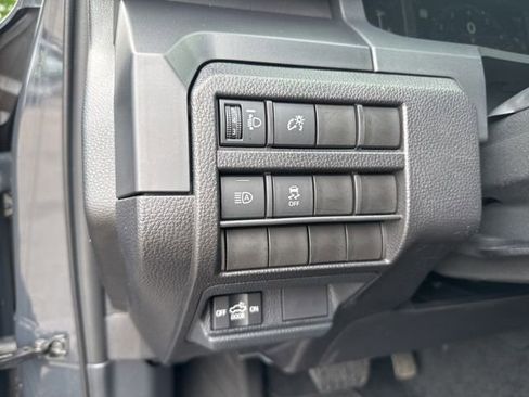 Used 2025 Toyota Tacoma SR RWD image 28