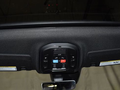 New 2025 Jeep Grand Cherokee Altitude w/ Trailer Tow Package image 18