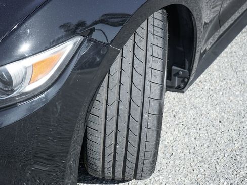 Used 2017 Ford Mustang GT Premium RWD image 44