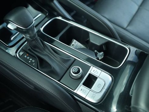 Used 2022 Kia Telluride EX w/ EX Premium Package FWD image 39