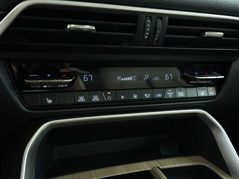 Certified 2025 MAZDA CX-70 Plug-In Hybrid w/ Premium Pkg image 24