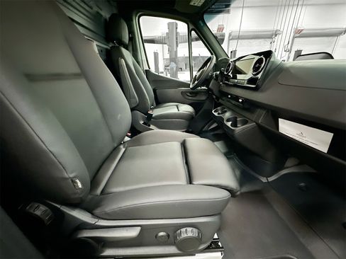 New 2025 Mercedes-Benz Sprinter 3500 image 26