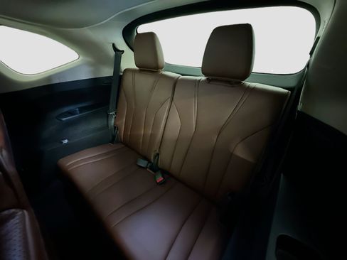 Used 2023 Acura MDX SH-AWD w/ Technology Package image 31