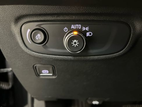 Certified 2024 GMC Terrain SLE w/ Driver Convenience Package image 21