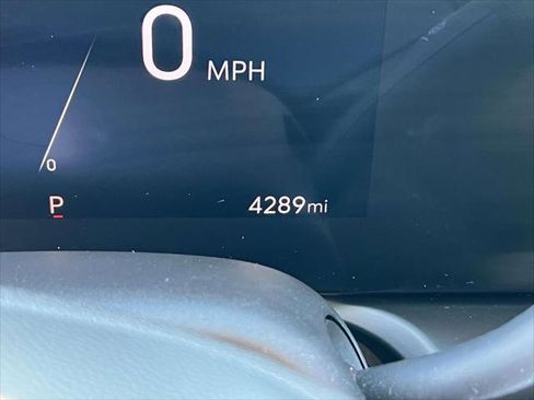 Used 2025 Buick Encore GX Preferred image 26