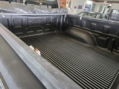 Used 2016 RAM 1500 Outdoorsman AWD/4WD image 32