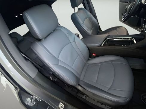 Used 2024 Buick Enclave Essence w/ LPO, Floor Liner Package AWD/4WD image 18