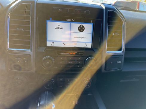 Used 2016 Ford F150 XLT w/ Equipment Group 302A Luxury image 15