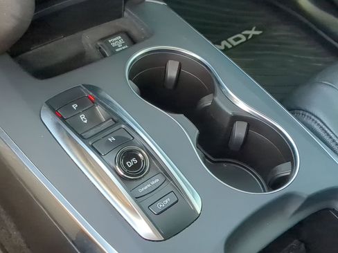 Used 2020 Acura MDX FWD image 18