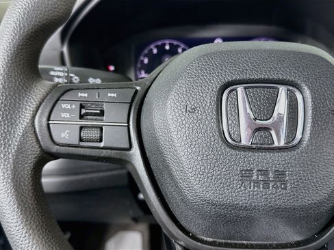 Used 2023 Honda Accord EX image 14