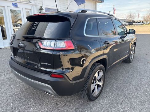 Used 2021 Jeep Cherokee Limited image 5