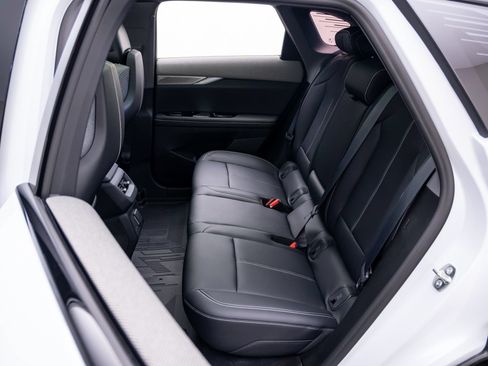 New 2026 Cadillac Optiq Sport 1 w/ LPO, Floor Liner Package AWD/4WD image 17