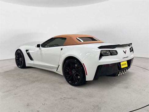 Used 2016 Chevrolet Corvette Z06 w/ 3LZ Preferred Equipment Group image 3