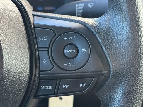 Certified 2022 Toyota Corolla L image 25