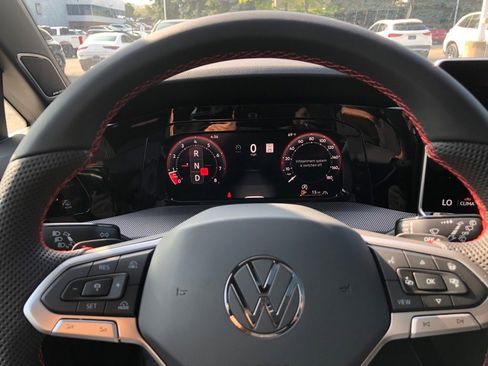 New 2025 Volkswagen GTI SE image 18