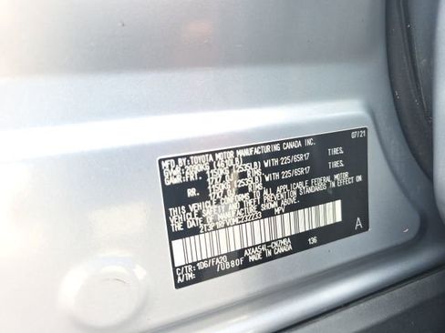 Used 2021 Toyota RAV4 XLE image 27