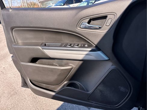 Used 2019 Chevrolet Colorado ZR2 w/ ZR2 Midnight Special Edition image 23