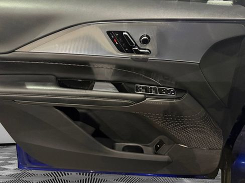 Used 2024 Cadillac Lyriq Tech image 25