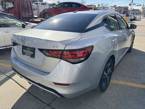 Used 2023 Nissan Sentra SV image 9