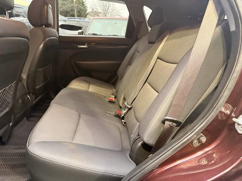 Used 2011 Kia Sorento LX 4dr SUV w/ Convenience Pkg image 10